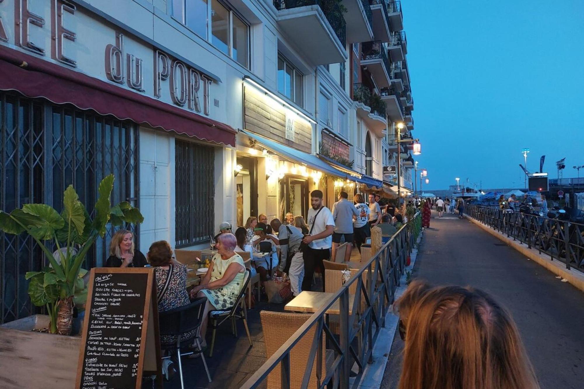 Lympia - Beach & Ferry By Foot Balcony - By Tgb نيس المظهر الخارجي الصورة